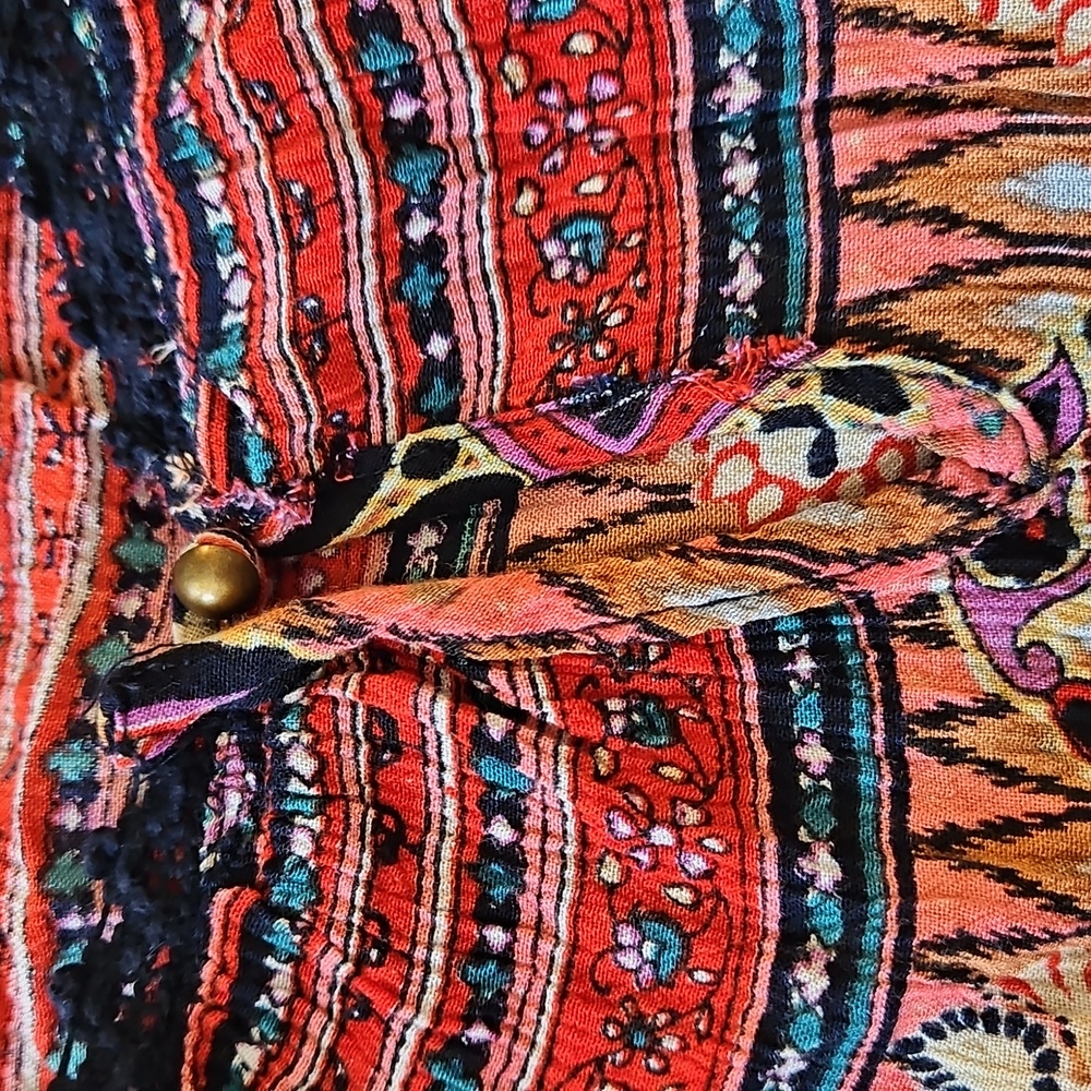Boho Chic Multicolor Blouse - Picture 7 of 9
